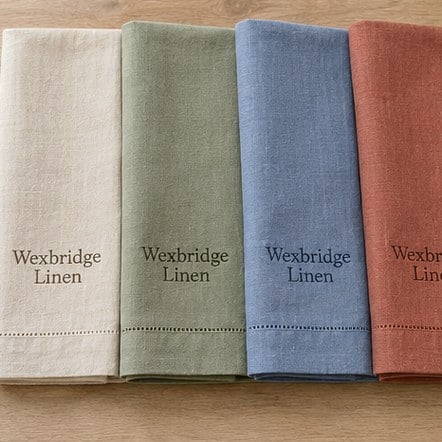 Customized linen napkins for restaurants and bistros